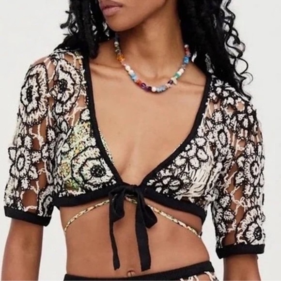 For Love & Lemons Sofia Crochet Cropped Top S Tie Front Boho Loose Knit NWT - Picture 2 of 7